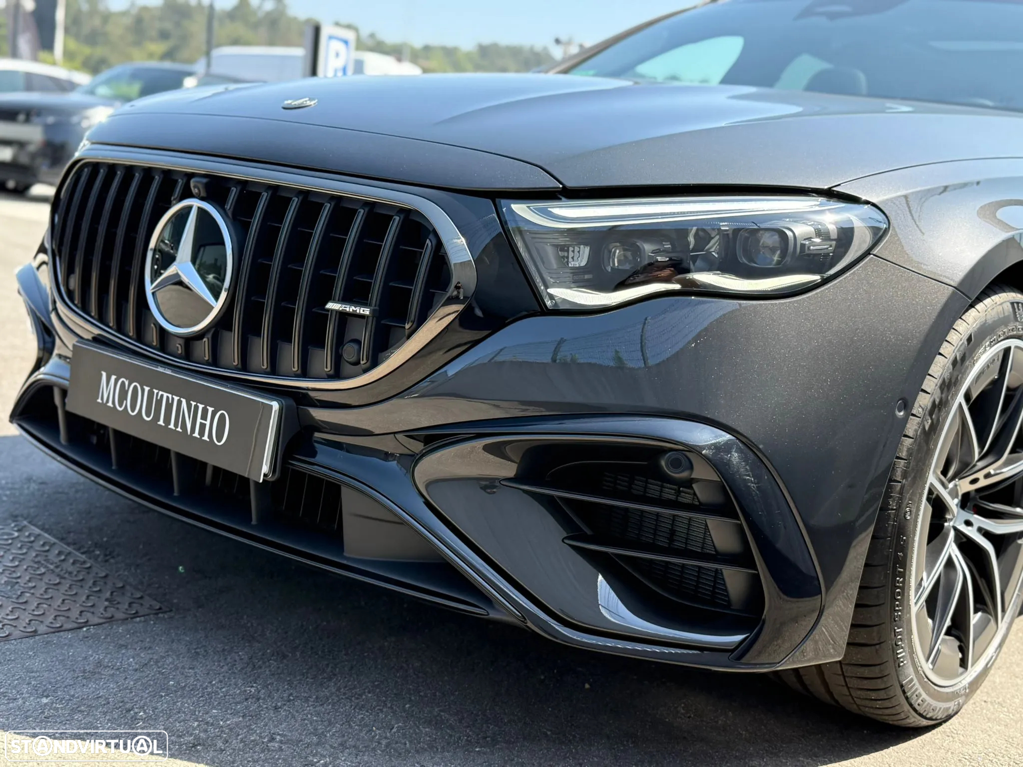 Mercedes-Benz E 53 AMG Hybrid 4Matic+ - 23
