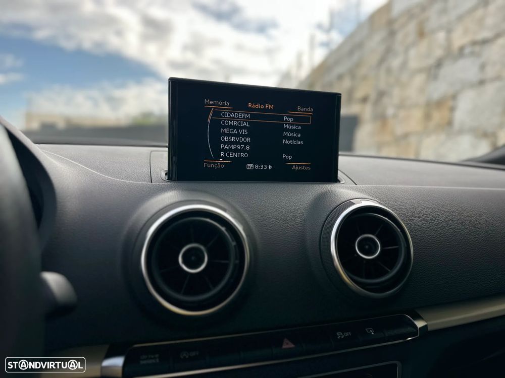 Audi A3 Sportback 2.0 TDI S line Sport Pack - 51