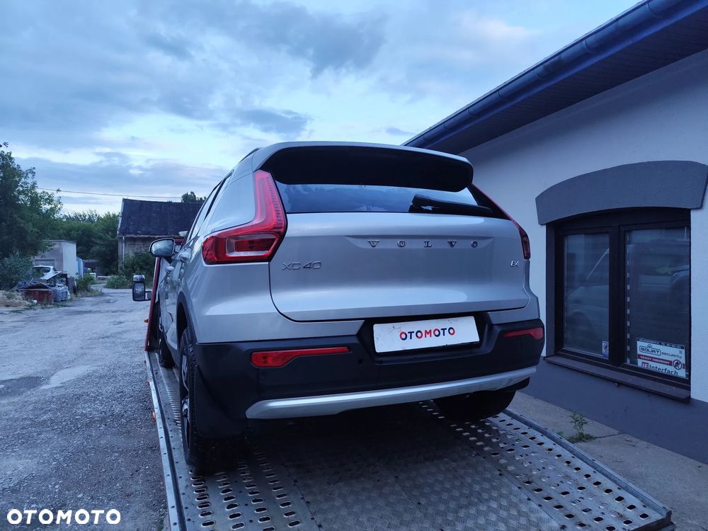 Volvo XC 40 B4 B DKG Plus Bright - 2