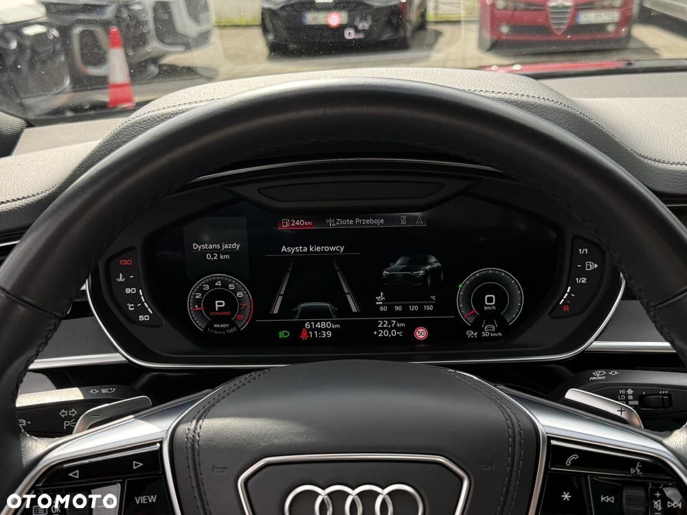 Audi A8 - 32