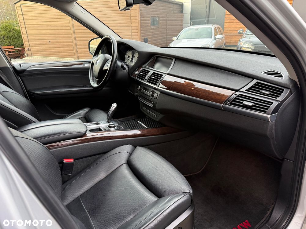 BMW X5 xDrive35i Sport-Aut - 21