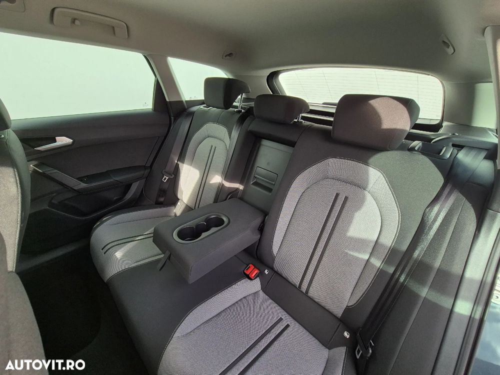 Seat Leon Sportstourer 2.0 TDI DSG Style - 11