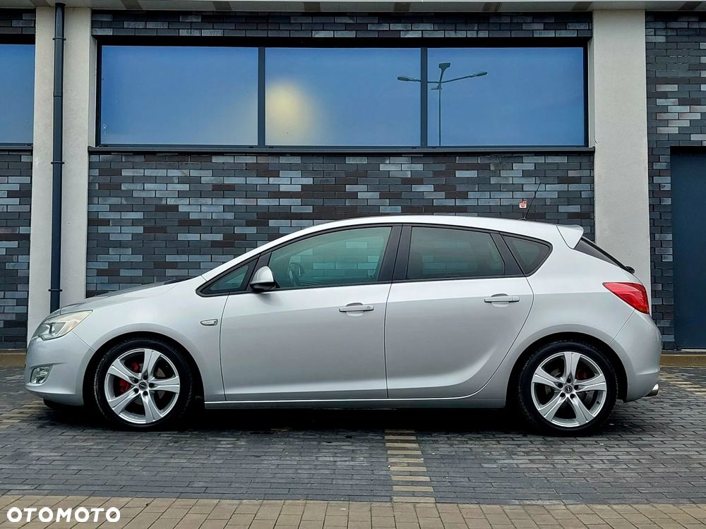 Opel Astra 1.4 T Cosmo - 3