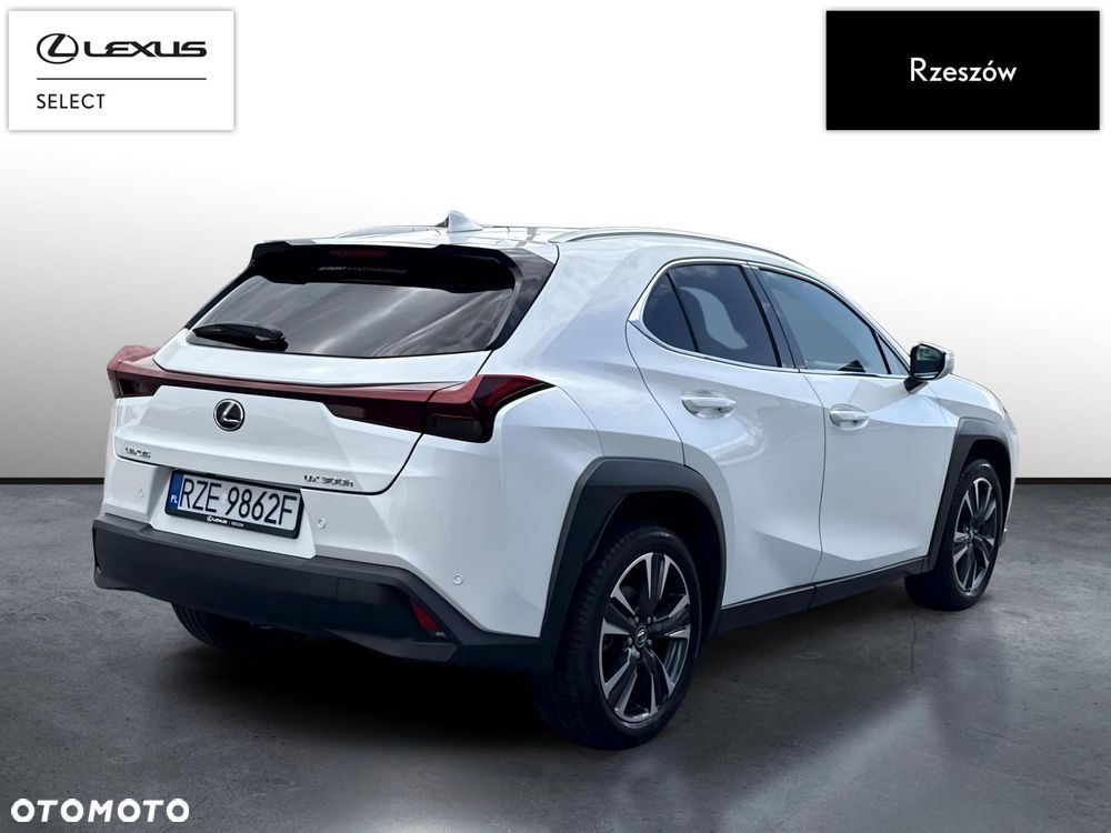 Lexus UX 300h Prestige - 5