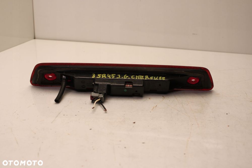 JEEP CHEROKEE III WK 04R- LAMPA TRZECIE ŚWIATŁO STOP STOPU - 3