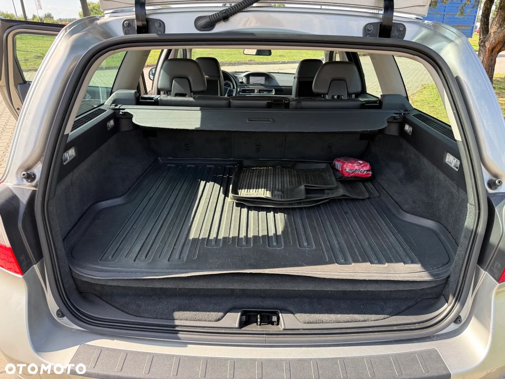 Volvo V70 2.0T Powershift Momentum - 18