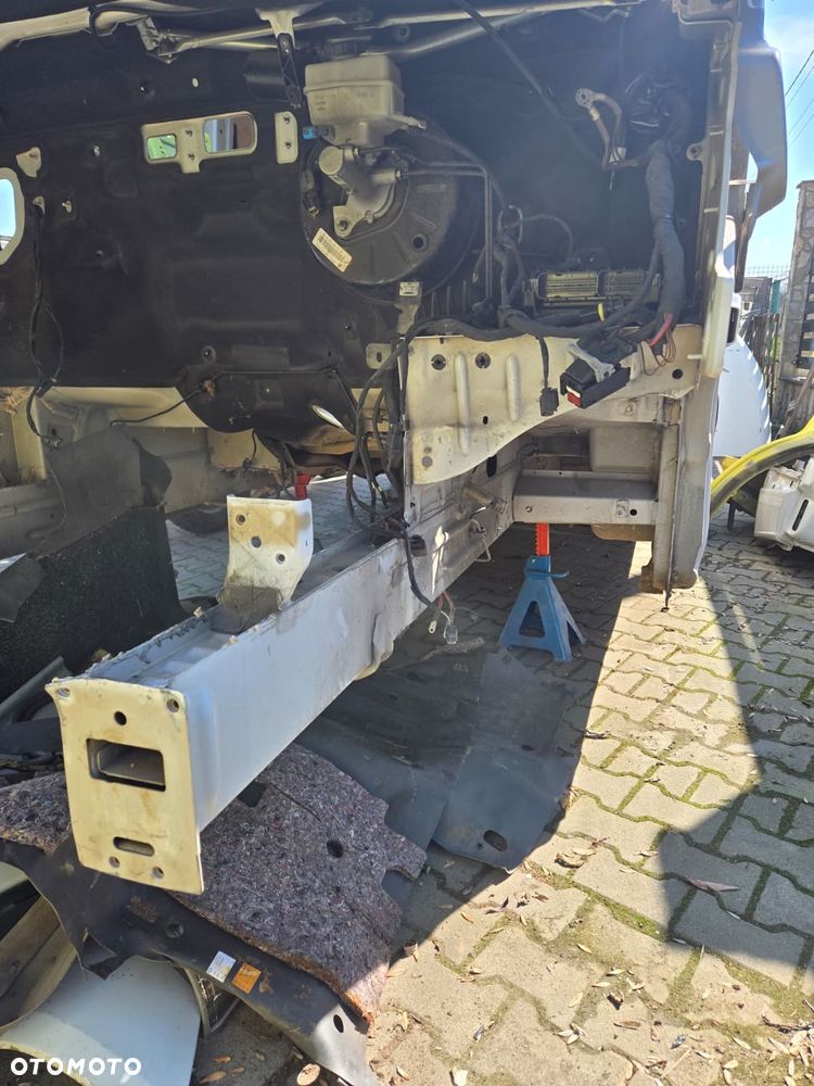 Mercedes-Benz SPRINTER - 16