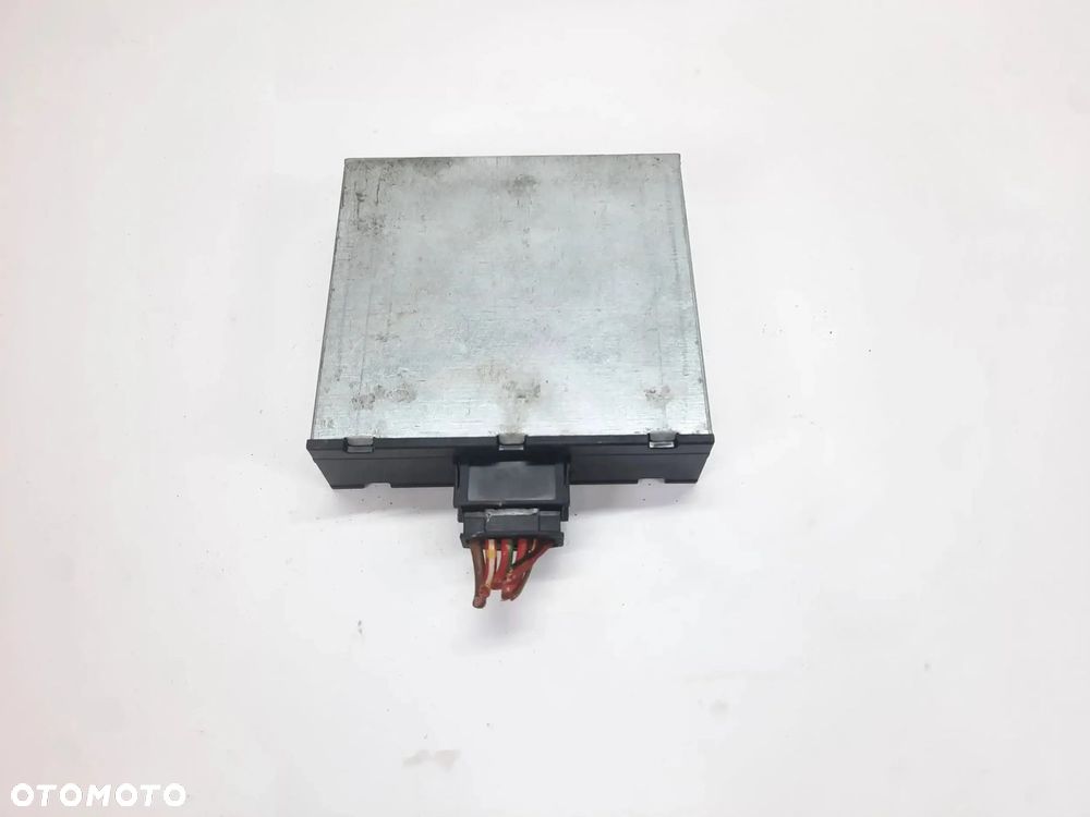 MODUŁ NAPIĘCIA DCDC BMW 3 E90 9127088 8ES00947920 - 2