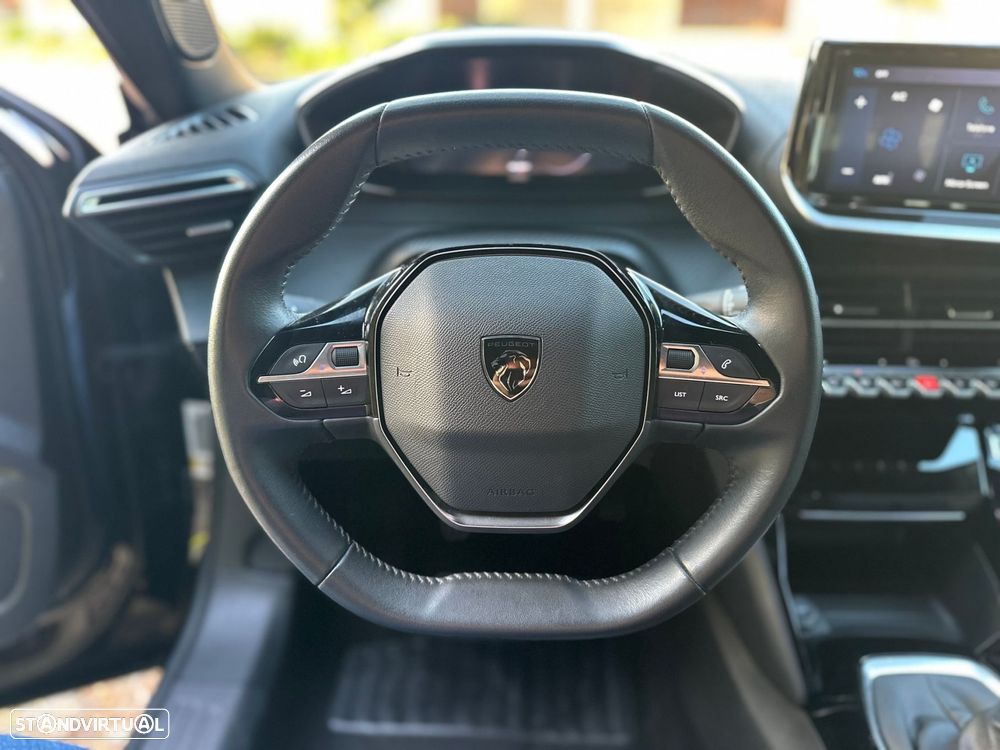 Peugeot 2008 1.2 PureTech Allure Pack - 8