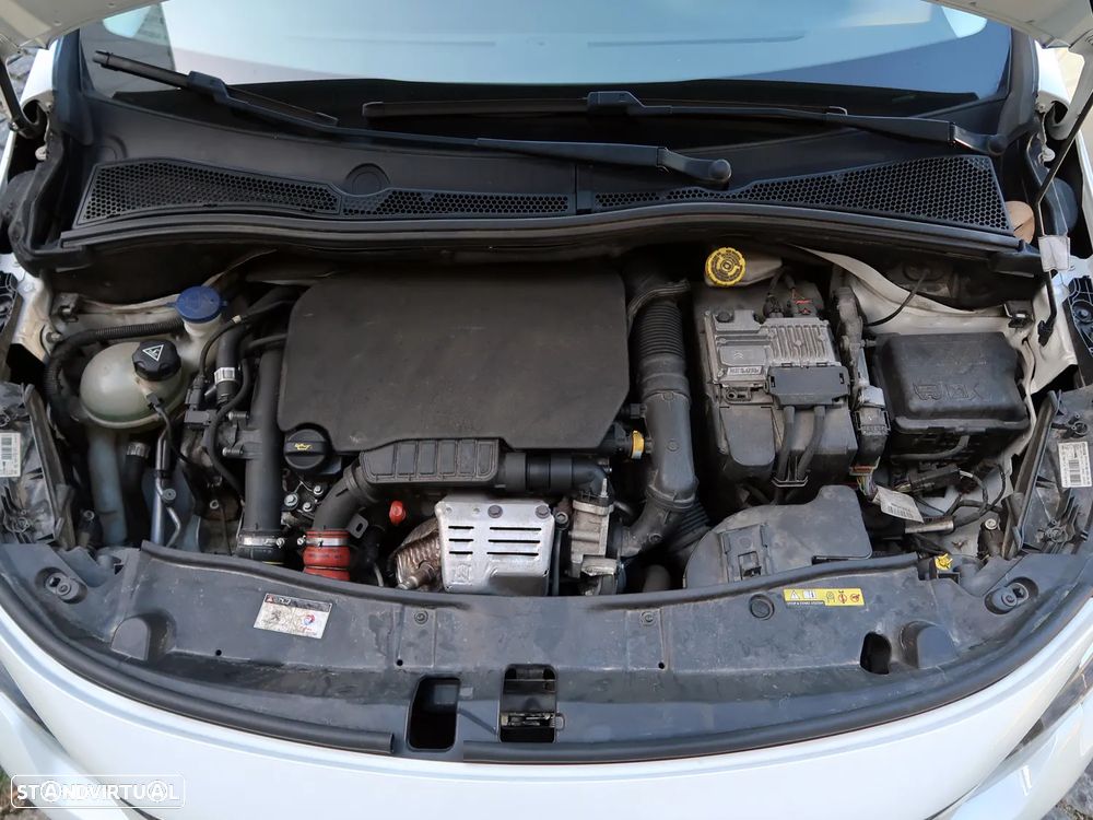 Peugeot 2008 PureTech 130 GPF Stop&Start Crossway - 24