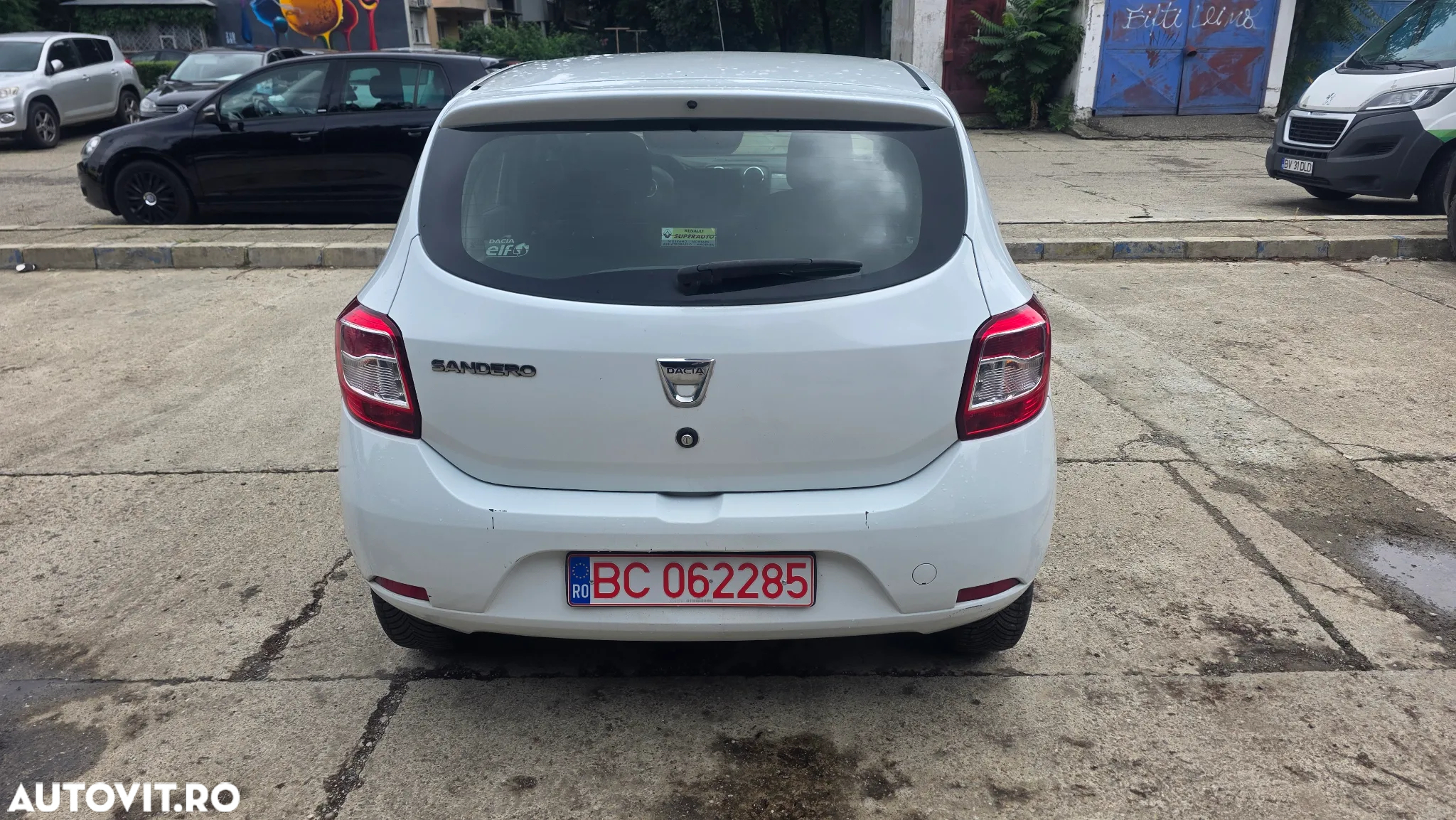 Dacia Sandero 1.2 16V Laureate - 3