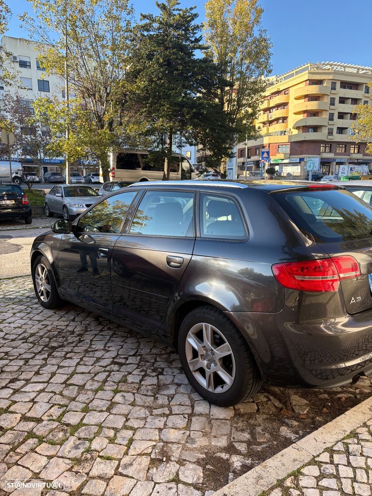 Audi A3 Sportback 1.6 TDI Attraction - 3