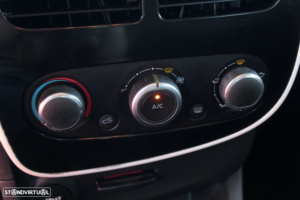 Renault Clio Energy dCi 90 Start & Stop Experience - 16