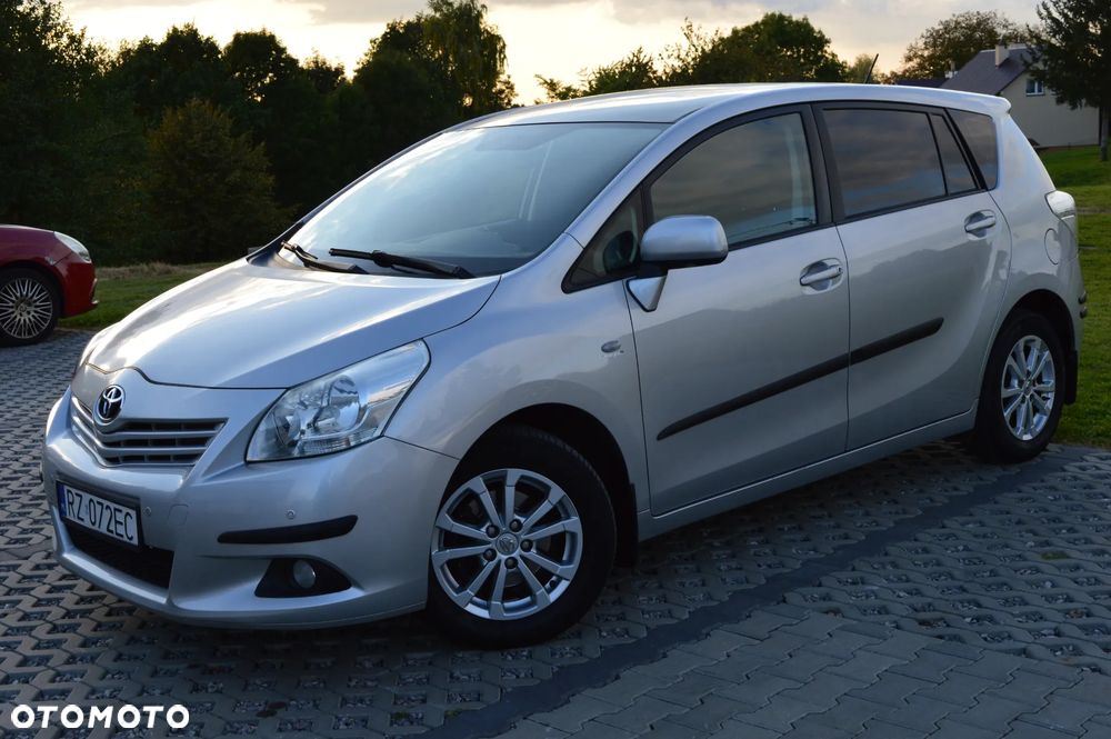 Toyota Verso 1.8 Premium 7os - 7