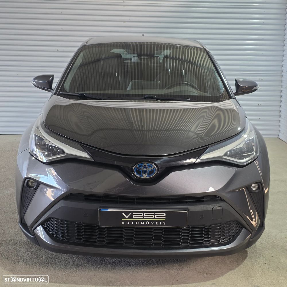 Toyota C-Hr 2022 photo 2