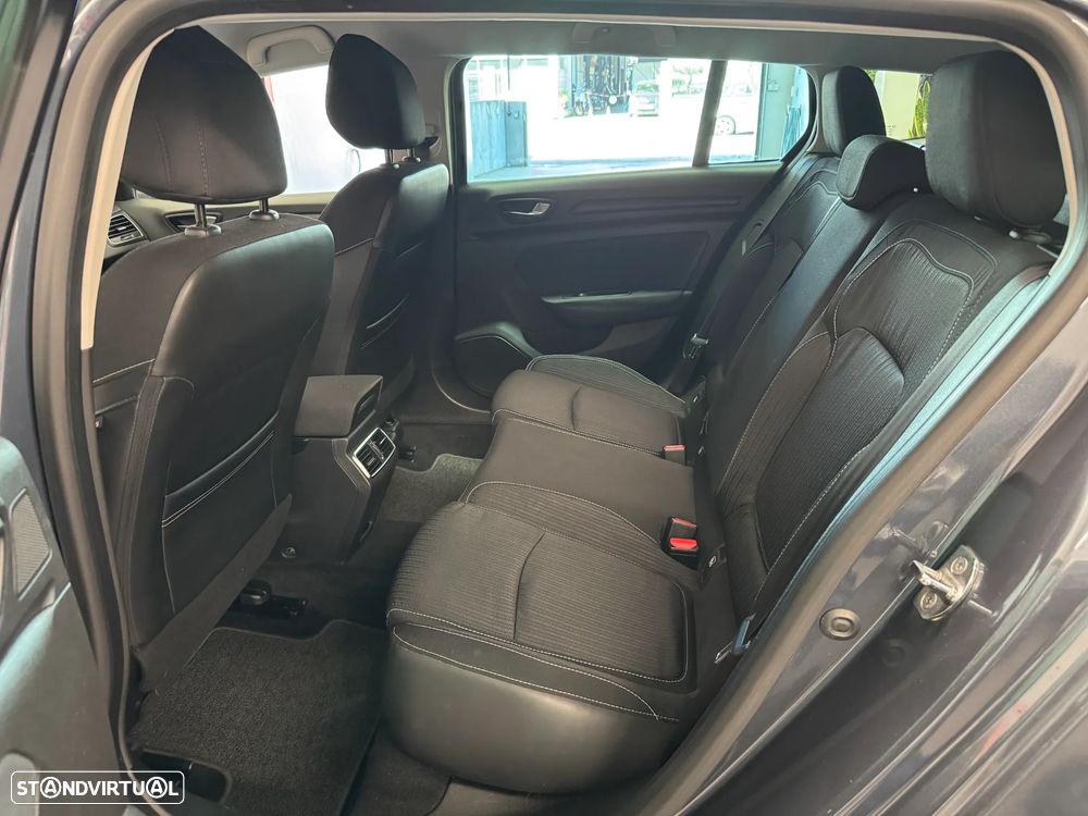 Renault Mégane Sport Tourer dCi 110 FAP LIMITED - 23