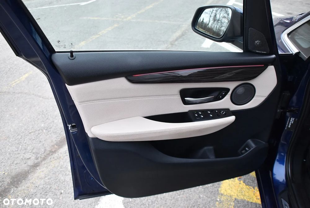 BMW Seria 2 - 36
