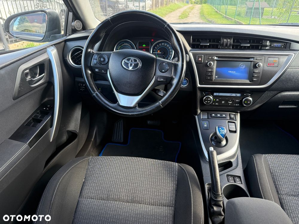 Toyota Auris - 15