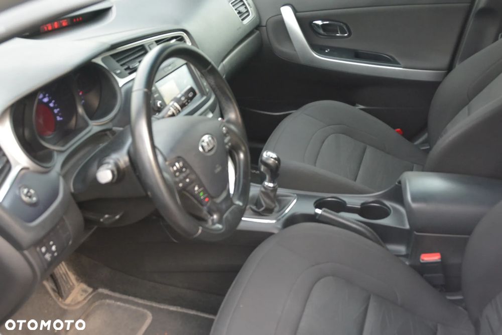 Kia Ceed 1.6 CRDi M - 7