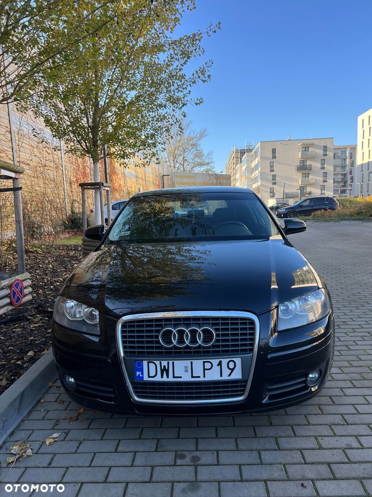 Audi A3 3-drzwiowe 1.6 Ambition - 8