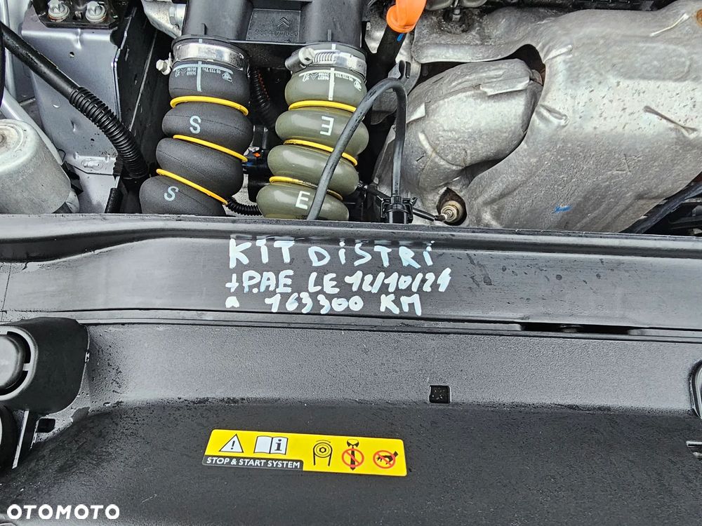 Citroën C4 e-HDi 110 EGS6 98g Stop/Start System Tendance - 16