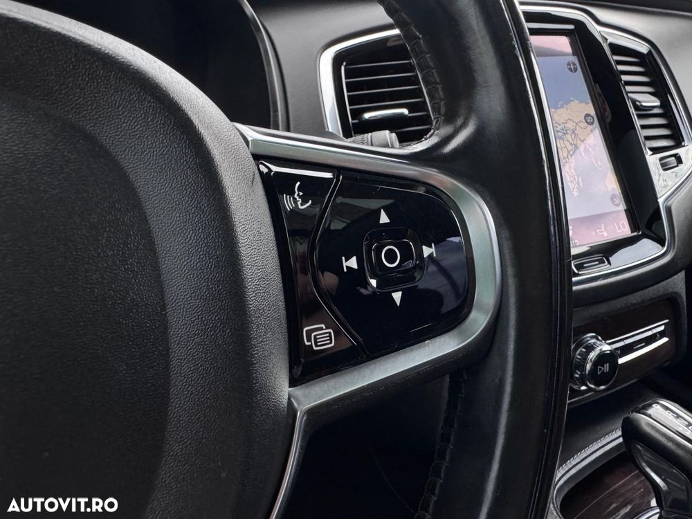 Volvo XC 90 - 20
