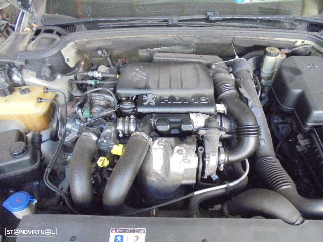 Peugeot 407 1.6cl 16v Diesel ano 2005 - 6