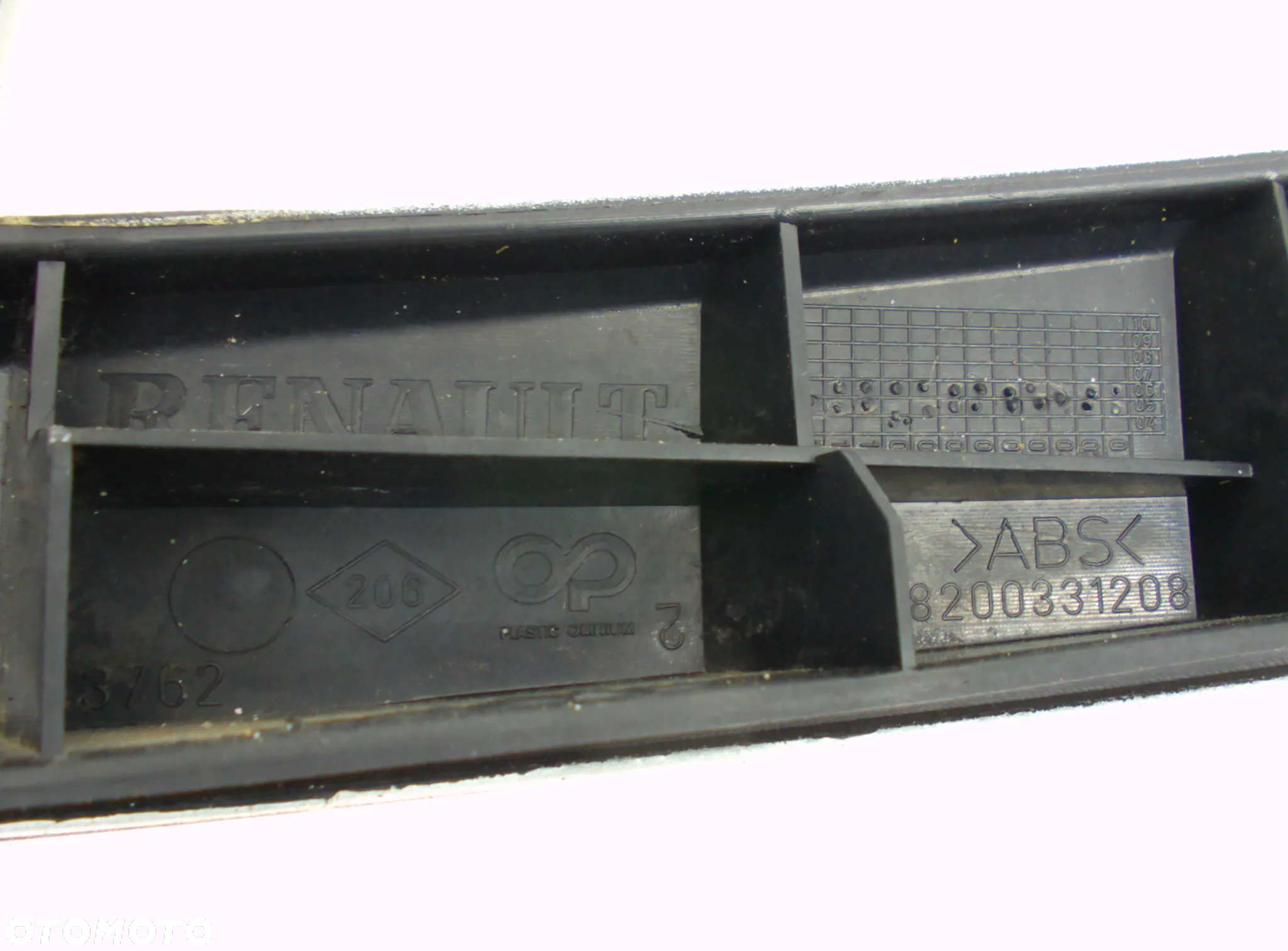 Renault Kangoo Grill Atrapa 0389 - 8