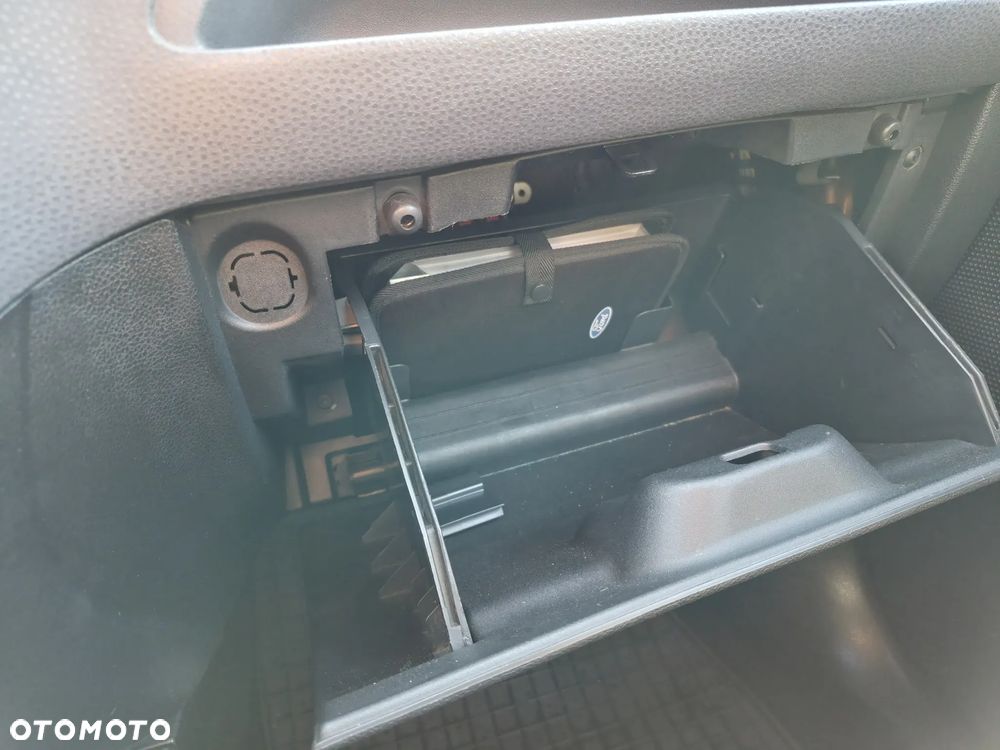 Ford Fiesta 1.4 Trend - 26