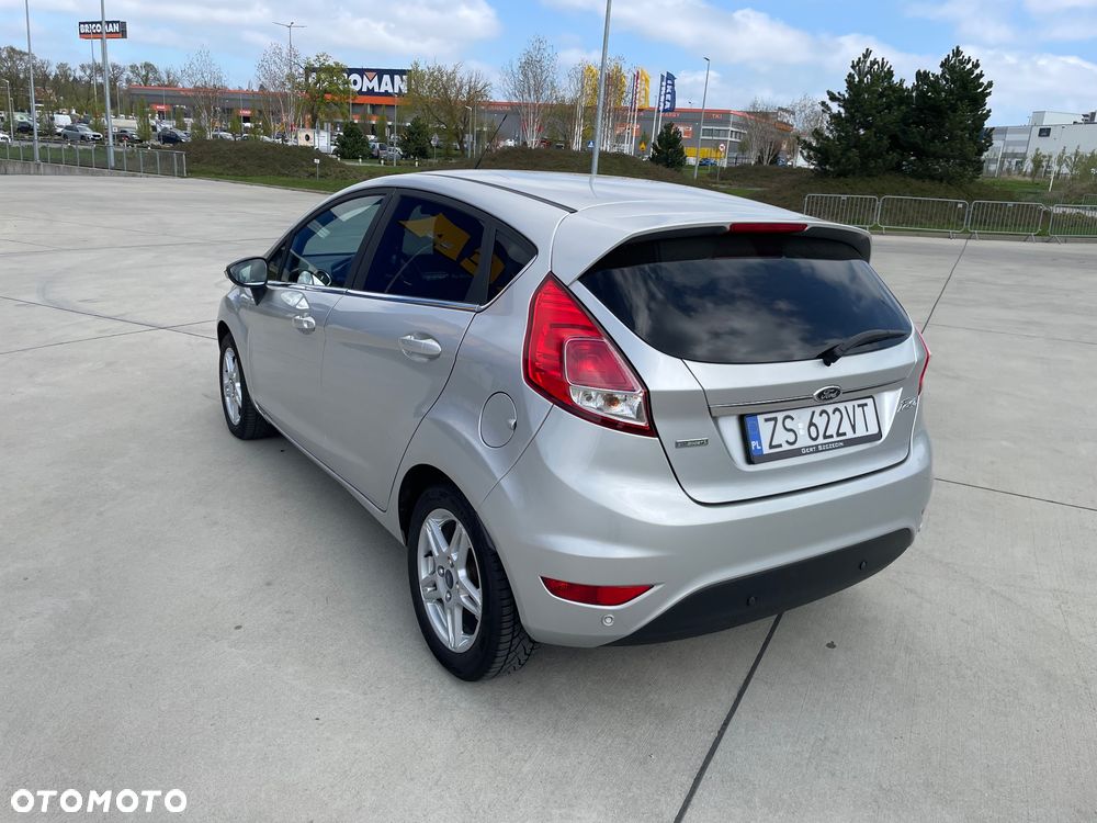Ford Fiesta 1.0 EcoBoost Titanium - 5