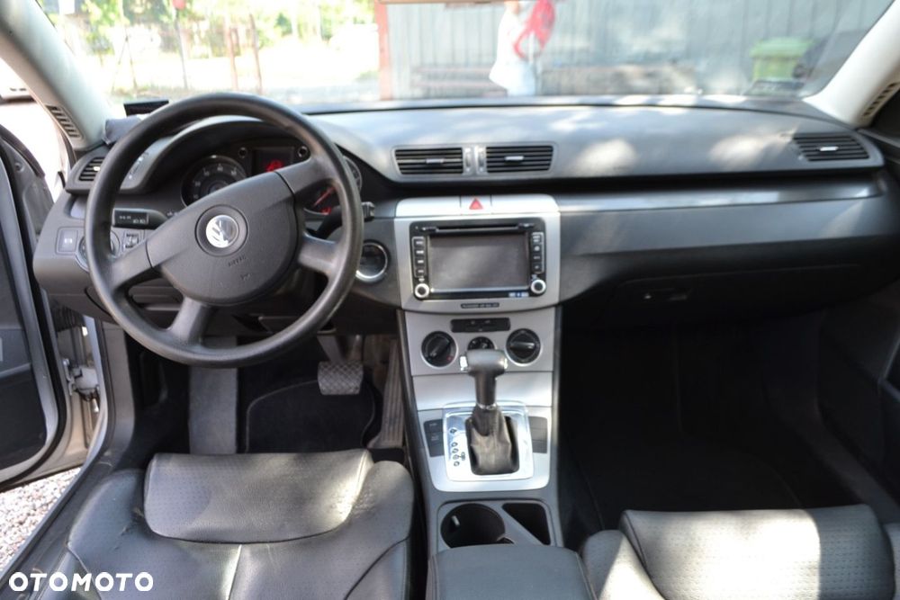 Volkswagen Passat - 6