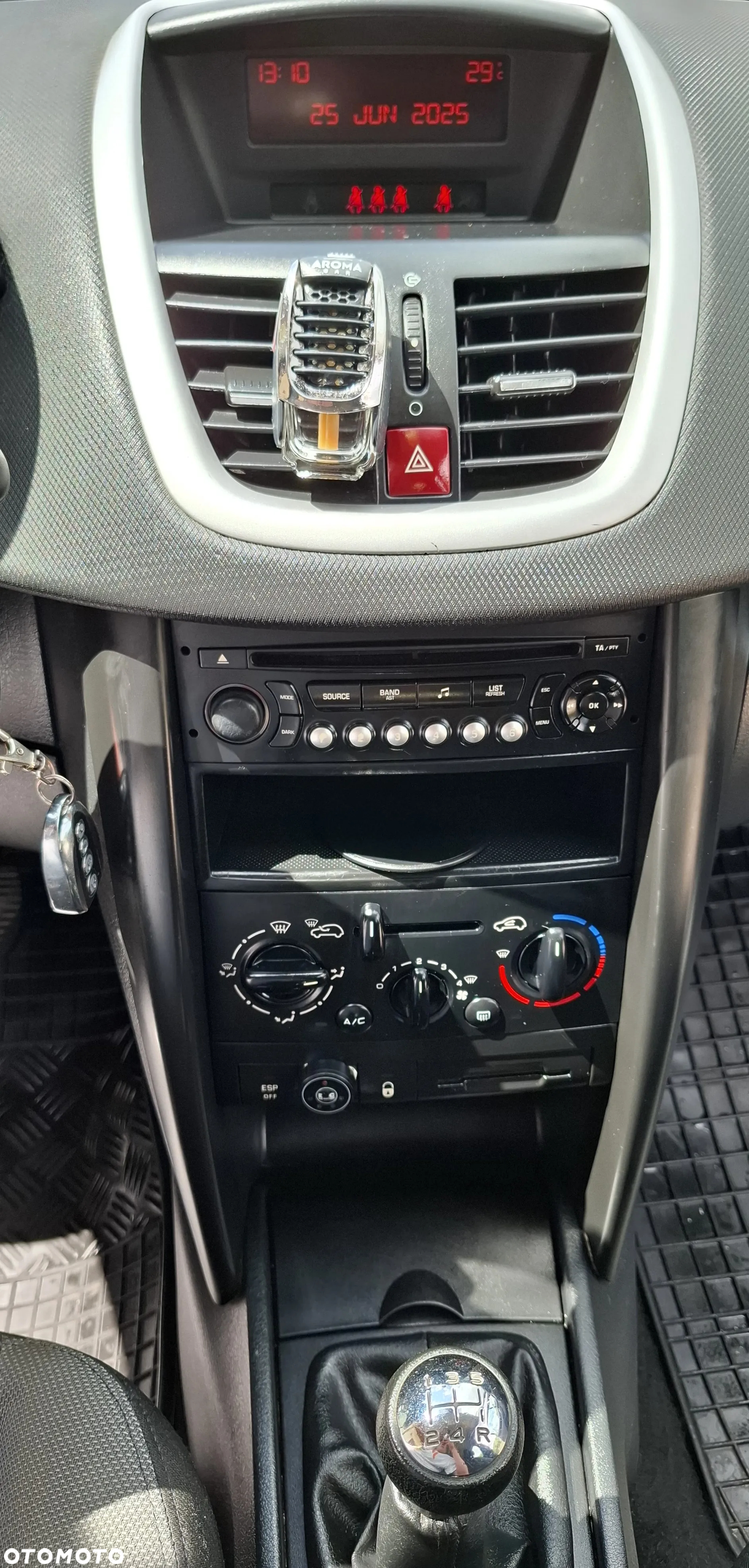 Peugeot 207 1.4 16V Trendy - 3