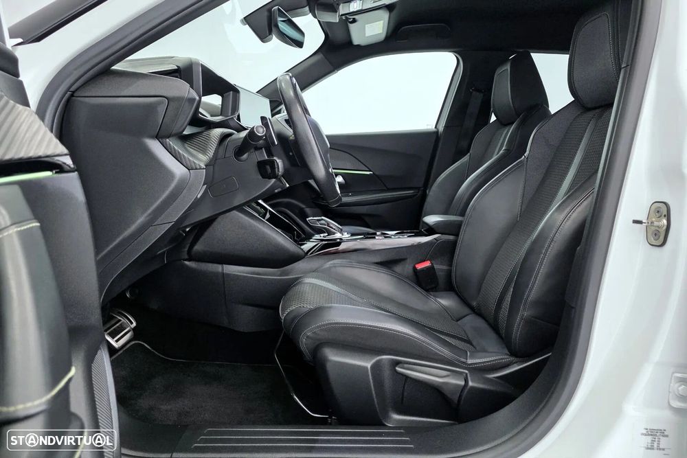 Peugeot 2008 1.2 PureTech GT Line EAT8 - 8