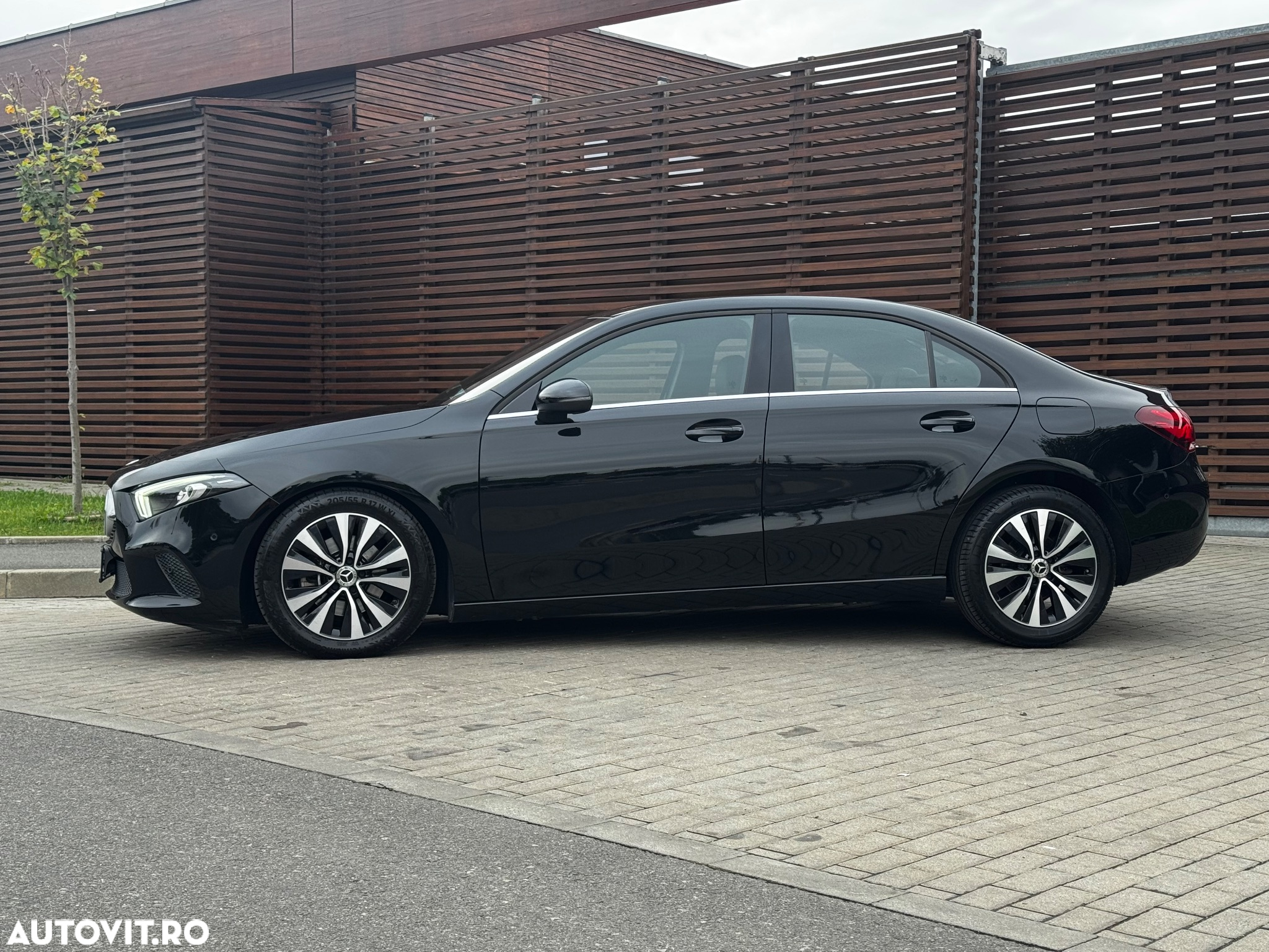 Mercedes-Benz A 180 d 8G-DCT Lim. Special Edition - 11