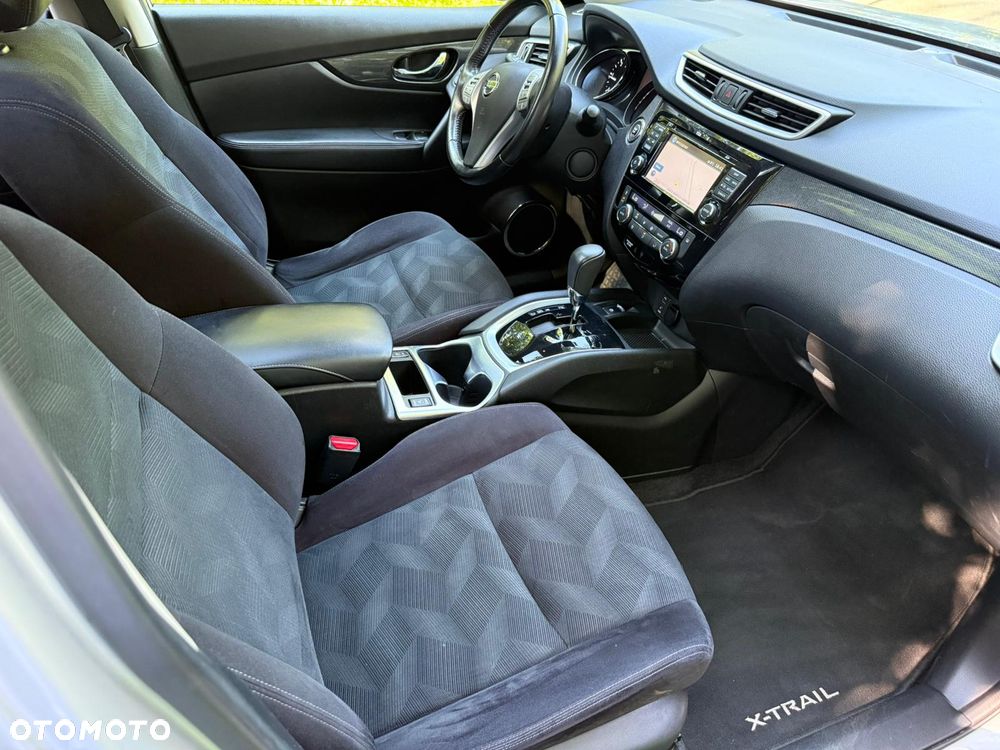 Nissan X-Trail 1.6 dCi Xtronic 360 - 12