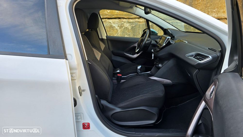 Peugeot 2008 1.6 BlueHDi Style - 20