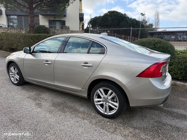 Volvo S60 1.6 D2 Drive Momentum Start/Stop - 5
