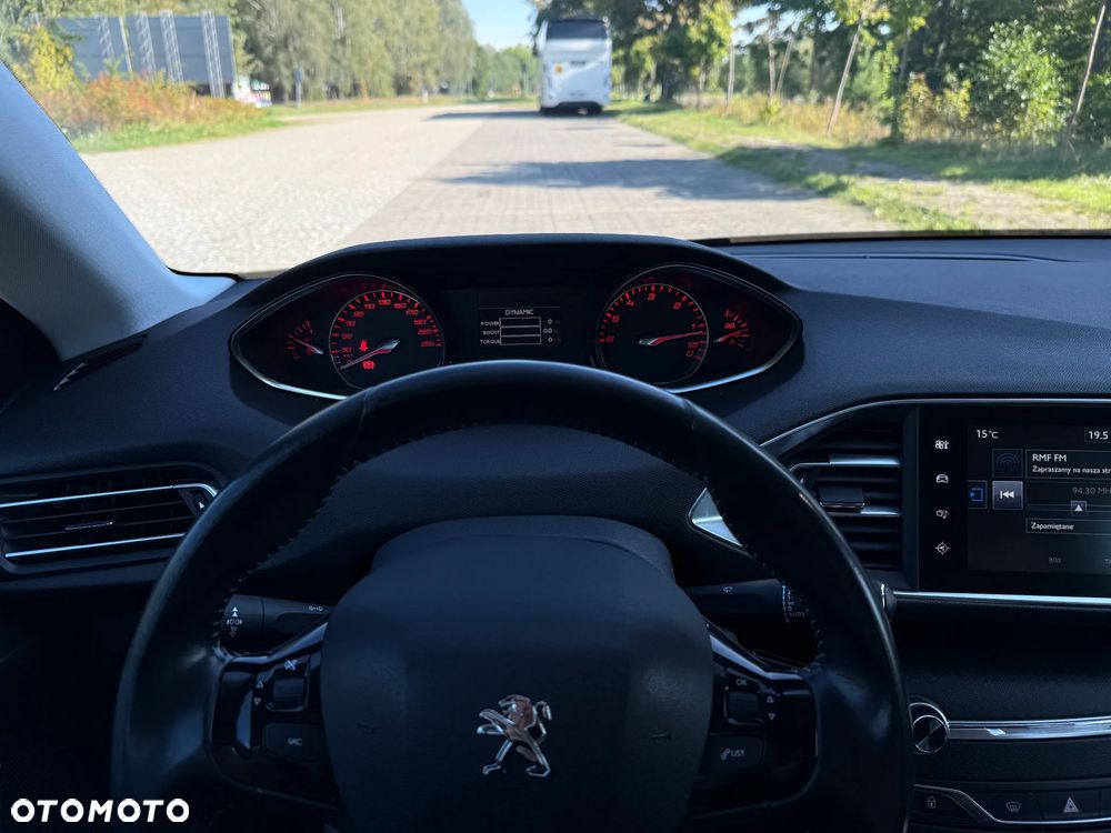 Peugeot 308 2.0 Blue HDi Allure S&S - 17