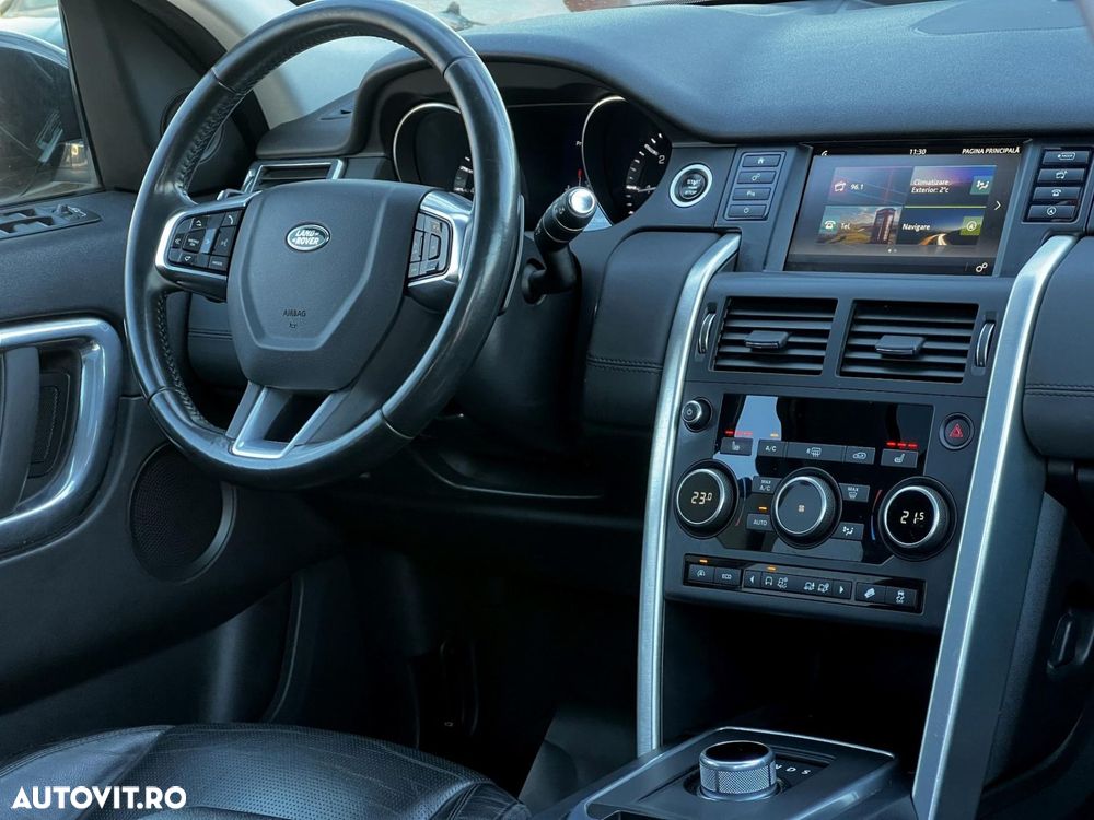 Land Rover Discovery Sport - 8