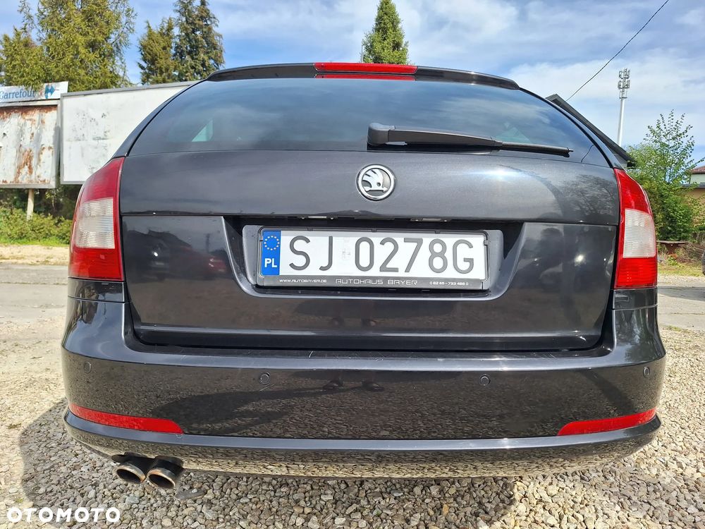 Skoda Octavia 2.0 TDI RS DSG - 8