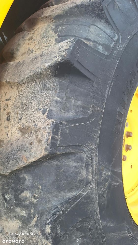 New Holland LB 110 - 4