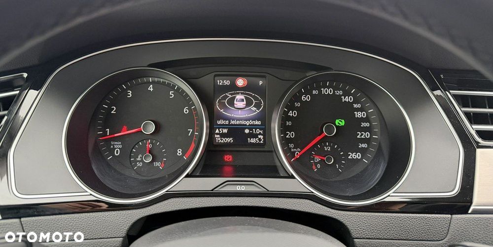 Volkswagen Passat - 18