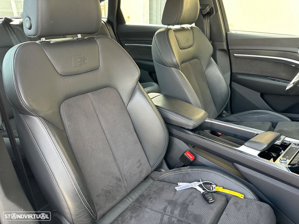 Audi e-tron Sportback 55 quattro S line - 52
