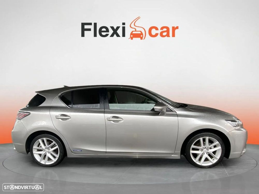 Lexus CT 200h - 3