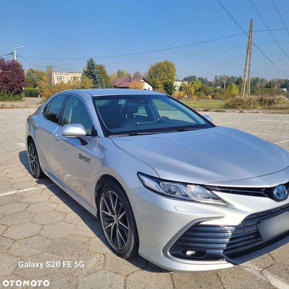 Toyota Camry 2023 photo 4