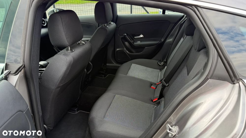 Mercedes-Benz CLA 180 d 8G-DCT Edition 2021 - 23