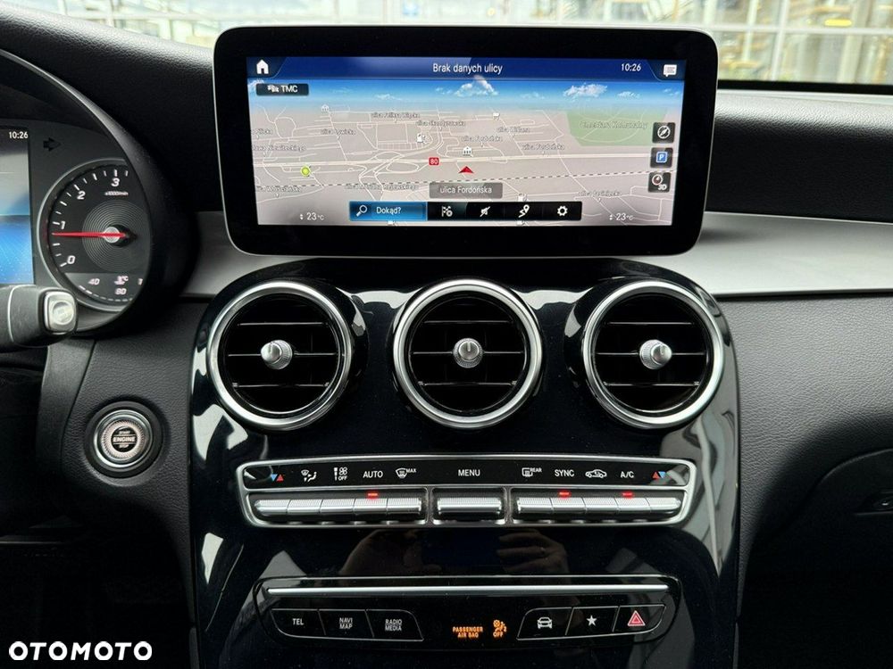 Mercedes-Benz GLC - 14