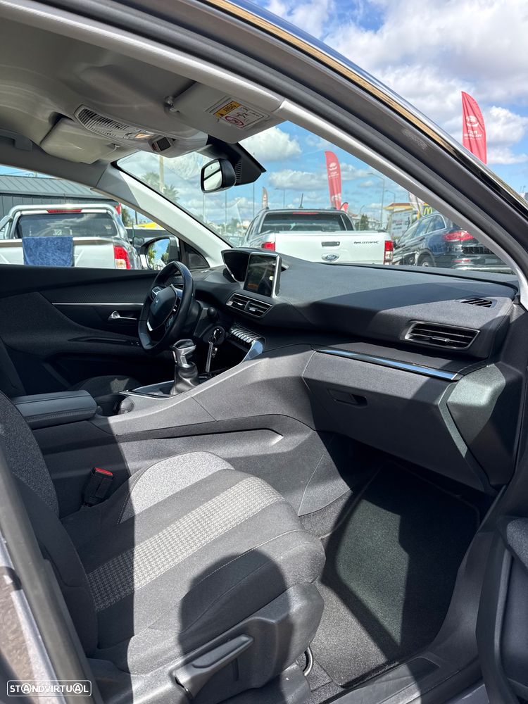Peugeot 3008 PureTech 130 Stop & Start GPF Active Pack - 10