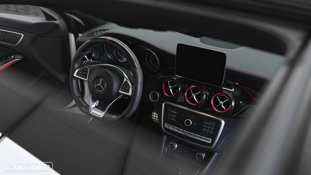 Mercedes-Benz CLA 45 AMG 4Matic Speedshift 7G-DCT - 36