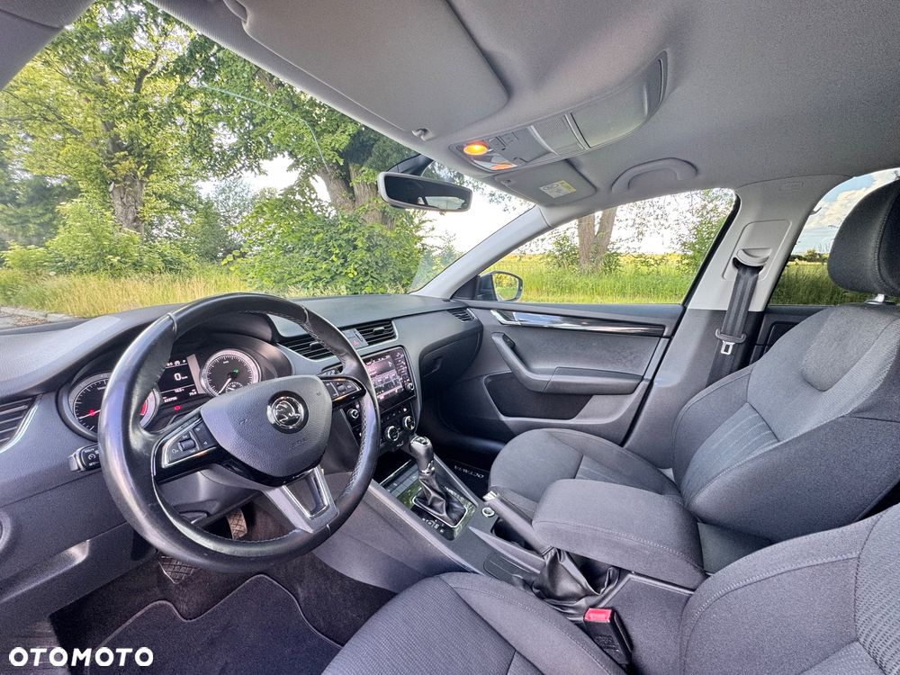 Skoda Octavia 1.5 TSI ACT Style DSG - 12